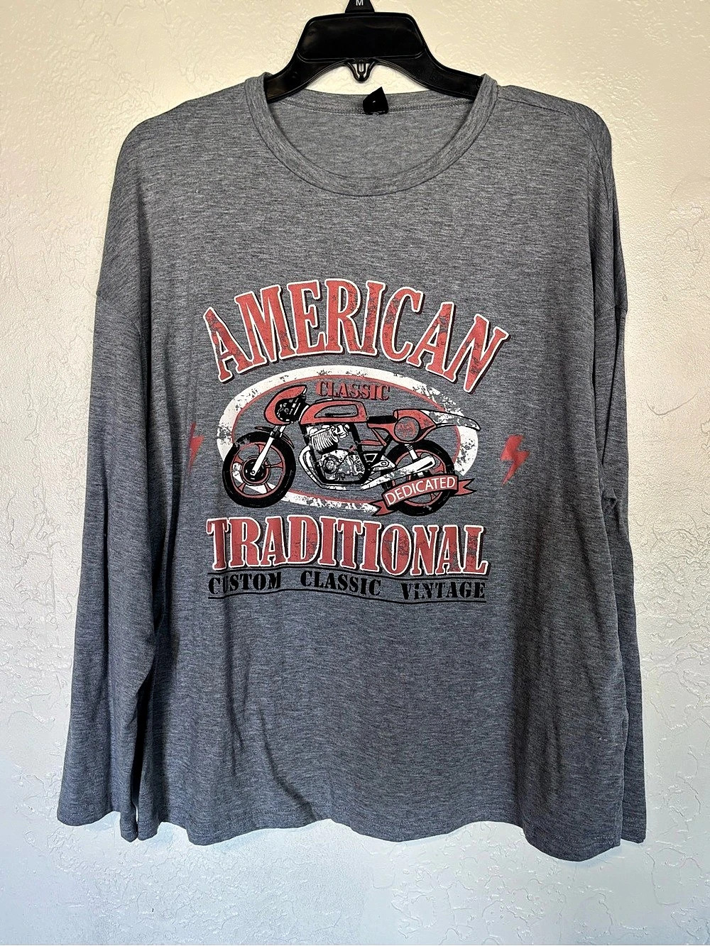 SHEIN Motorcycle & Letter Graphic Tee Long Sleeve Gray & Red Large
